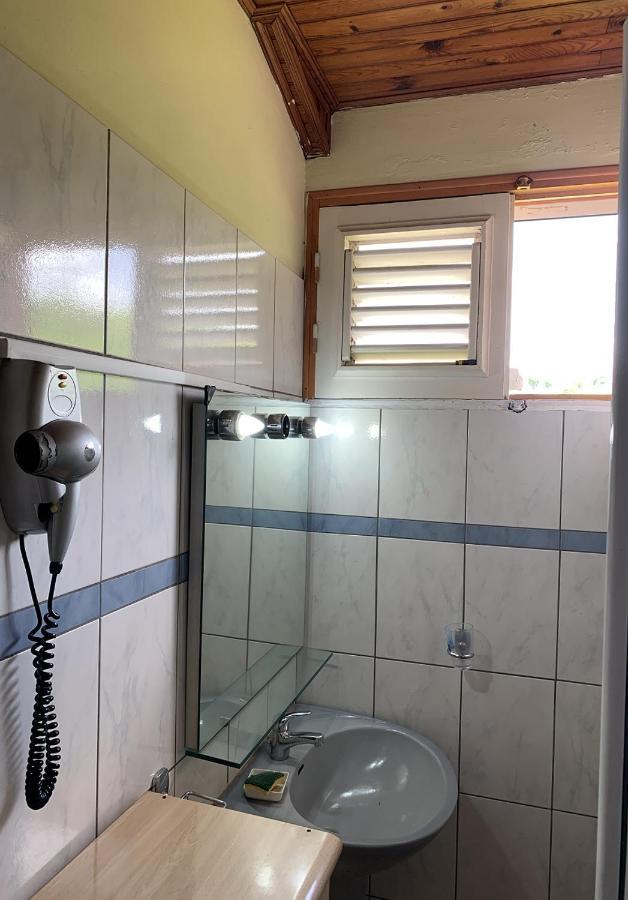Hébergement mouchas F4 - dans Villa les Polycias Sainte-Luce Exterior foto